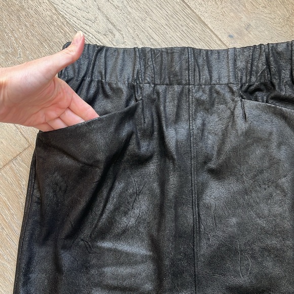 NWT Evereve  x David Lerner Faux Leather / Suede Pull-on Pocket Mini Skirt (XS) - Picture 2 of 8